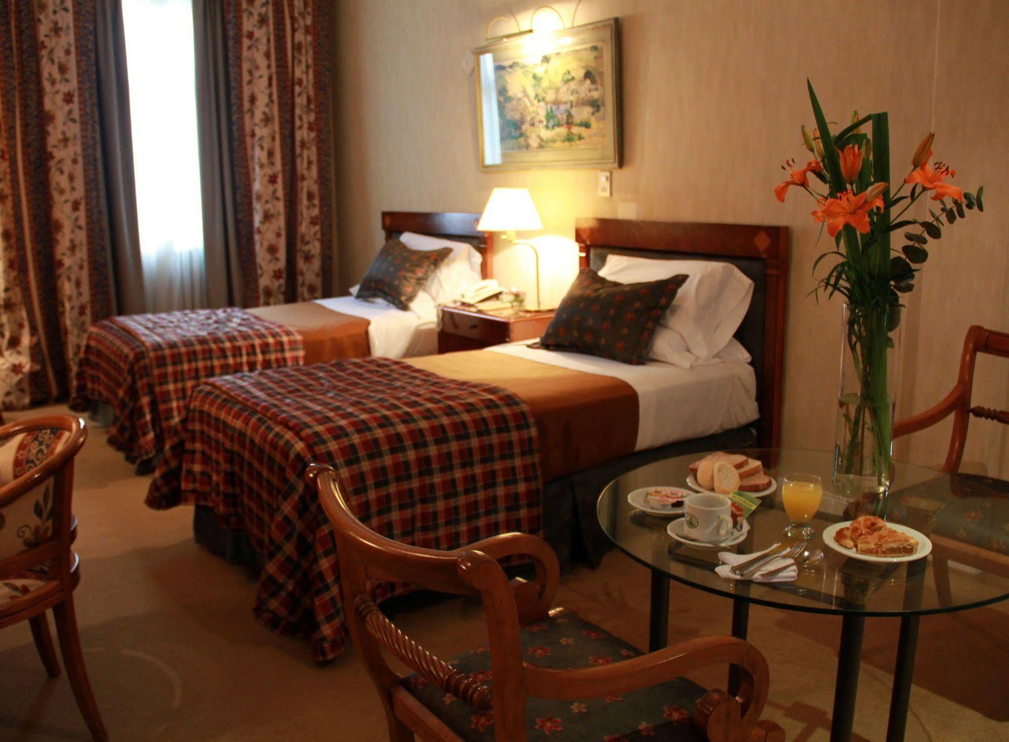 Mayflower Suites Buenos Aires Bilik gambar